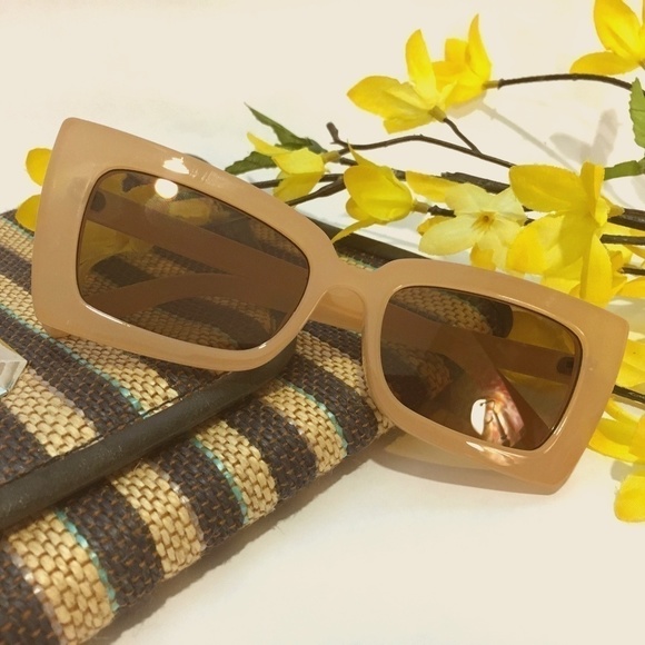 RETRO style retangular butterfly frame sunglasses - Picture 1 of 10